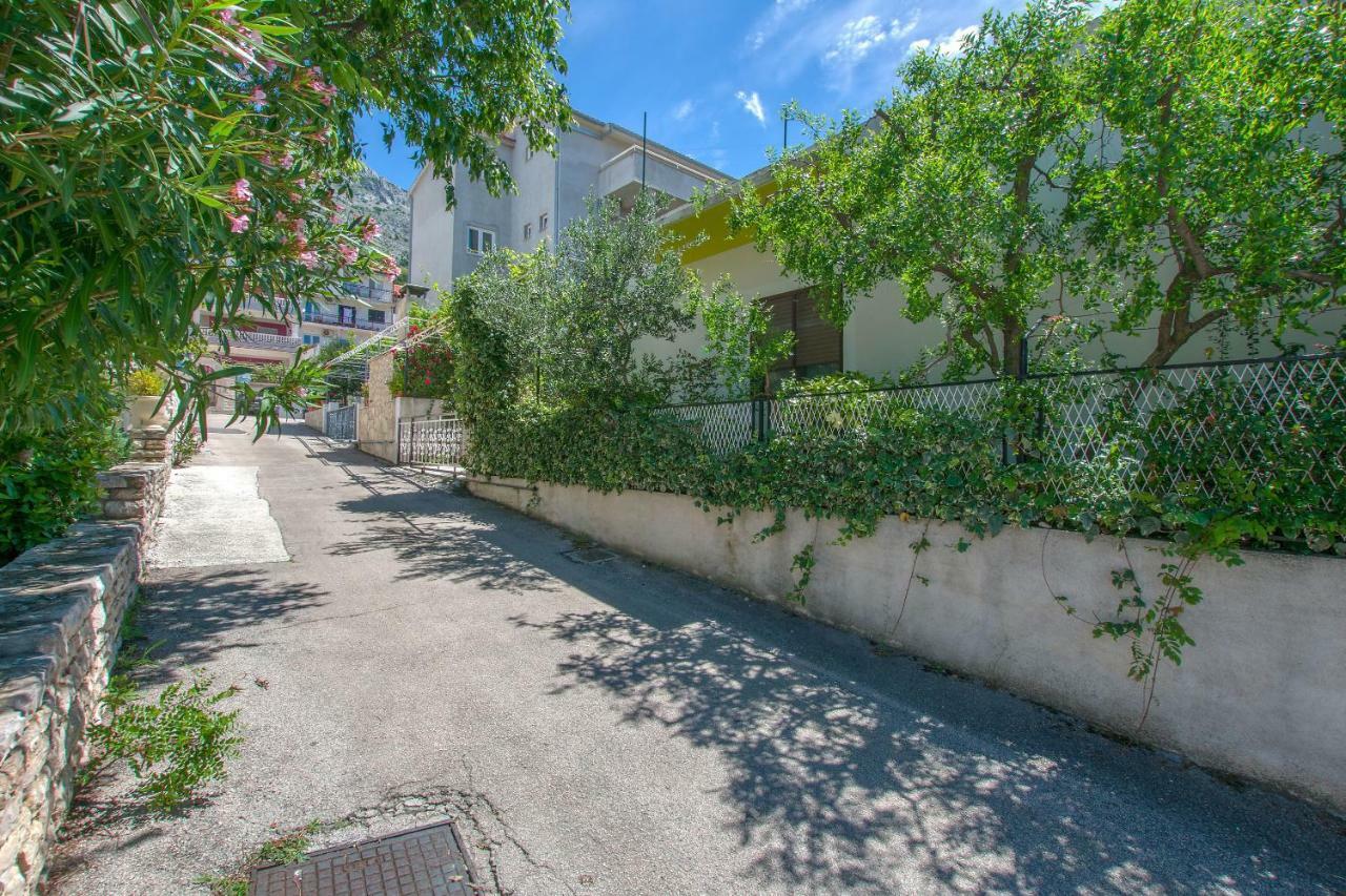 Apartments Kristina Omiš Exteriér fotografie