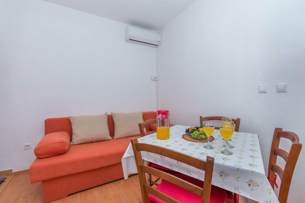 Apartments Kristina Omiš Exteriér fotografie